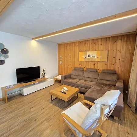 Adonis Appartement-fewo 5-bettwohnung Suedlenz By Interhome Saas-Grund