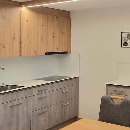 Adonis Appartement-fewo 5-bettwohnung Suedlenz By Interhome Saas-Grund